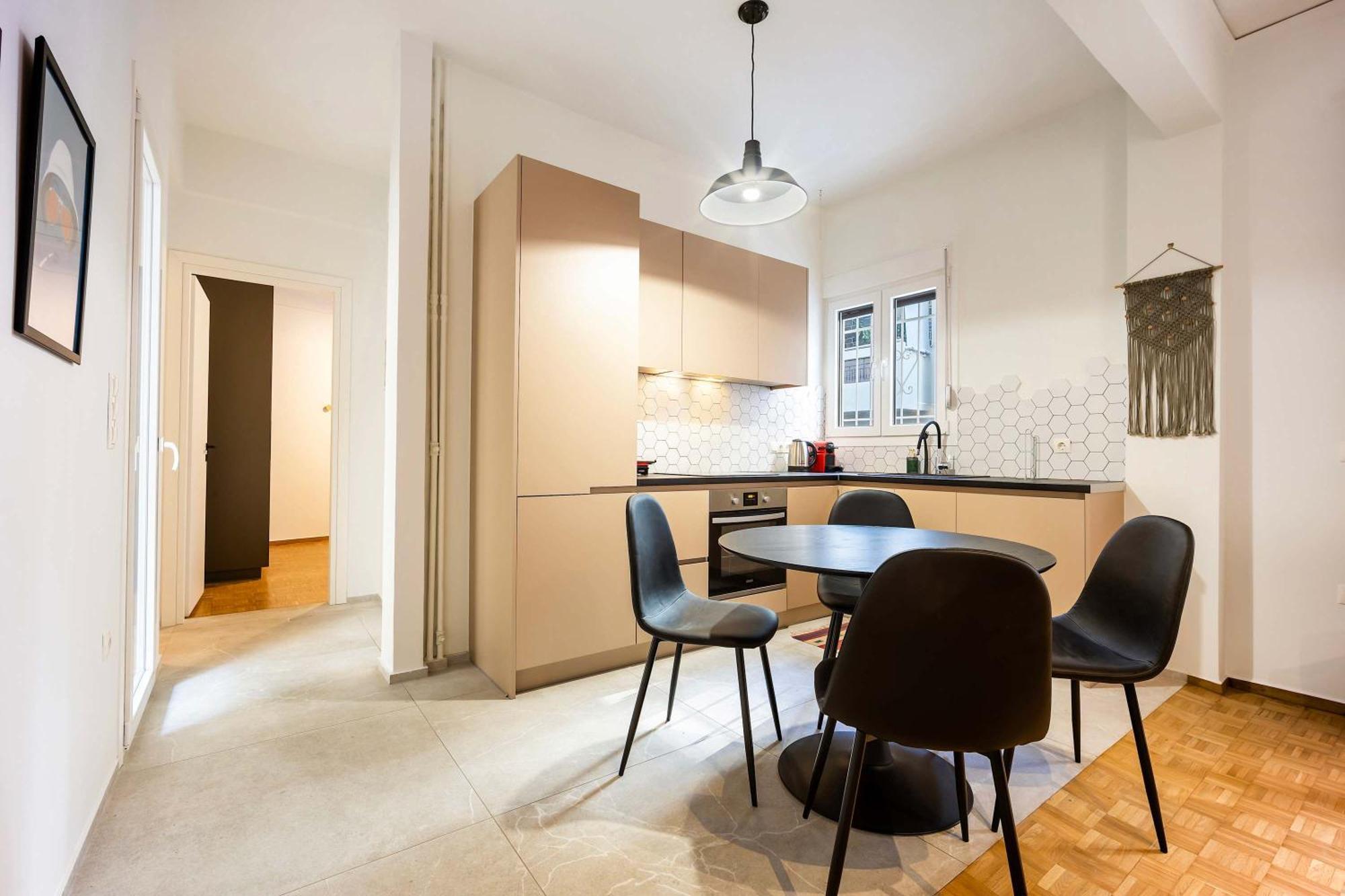 O&O Group - Eclectic Chic Thissio Apartment Афины Экстерьер фото